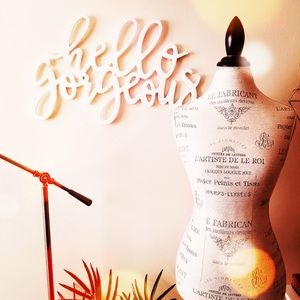 Meet your Posher, Adela Rose